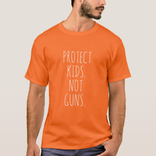 Bescherm kinder Niet pistolen witte handgeschreven T-shirt