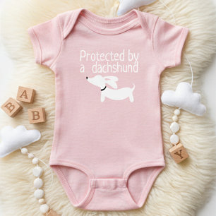 Beschermd door een teckel Baby Girl Outfit Romper