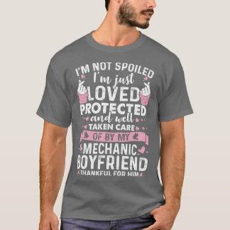 Beschermd en goed verzorgd door mechanische boyfri t-shirt