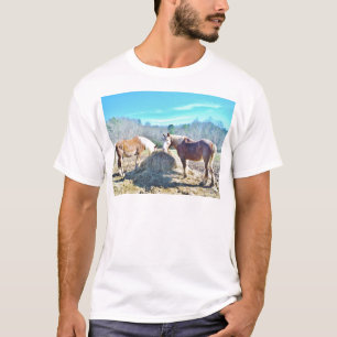 Bespaar conceptpaarden die hooi eten t-shirt