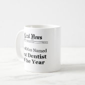 Best Dentist of The Year Newspaper Style Mug - Men (Devant gauche)