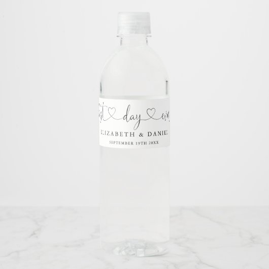 Beste dag ooit hartscript bruiloft waterfles etiket (Voorkant)