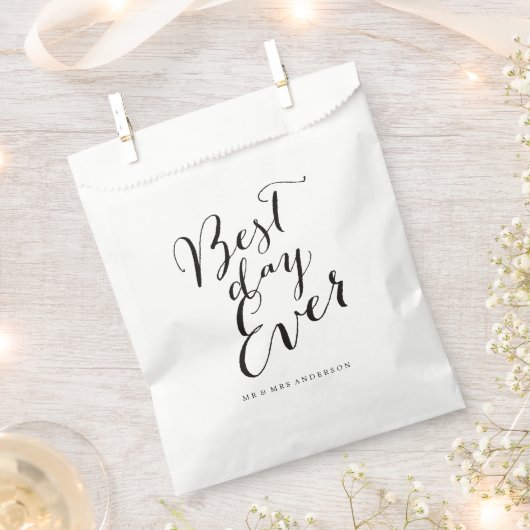 Beste dag ooit Script Chic Calligraphy Naam Bruilo Bedankzakje (Geknipt)