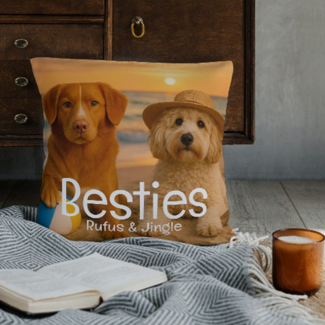 Besties BFF Vrienden Naam Gepersonaliseerde Foto Kussen (Besties BFF Friends Name Personalized Photo Throw Pillow by Ricaso. Ideal for pets or people)