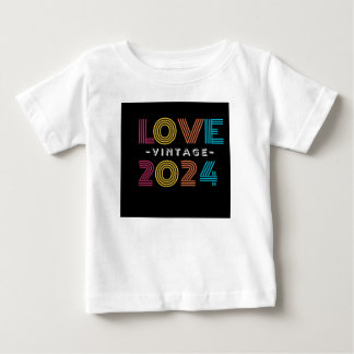 Bestseller Liefde 2024 T-shirt – Ontwerp met een K