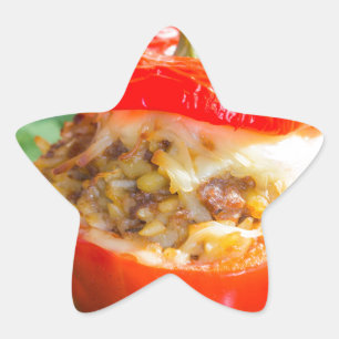 Betonnen paprika's met vleessaus en kaas ster sticker