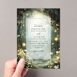 Betoverd bospad van bloemen groene bruiloft acryl uitnodigingen