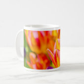 Betoverende tulpen koffiemok (Voorkant links)