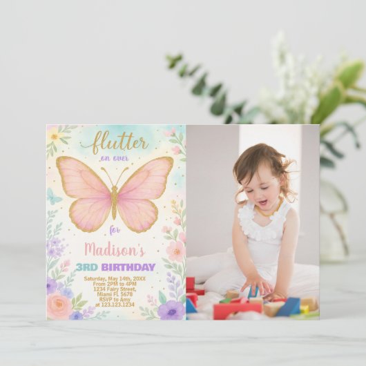 Beurre modifiable Invitation d'anniversaire avec p (Debout devant)