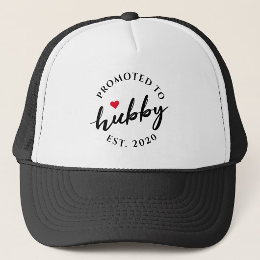 Bevorderd aan Hubby Calligrafie Trucker Pet (Voorkant)