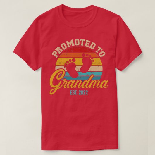 Bevorderd aan oma 2022  retro t-shirt (Design voorkant)