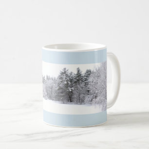 Bevroren Winterwoud en Bevroren Vijver Panorama Koffiemok
