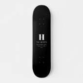 Bewerkbaar Modern Monogram Naam & Bericht | Zwart Skateboard (Voorkant)