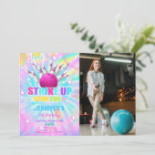 Bewerkbare Bowling Verjaardagsfoto Uitnodiging (Staand voorkant)