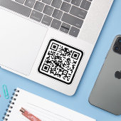 Bewerkbare moderne QR-code | Zwart wit of elke kle Sticker (Laptop met iPhone)