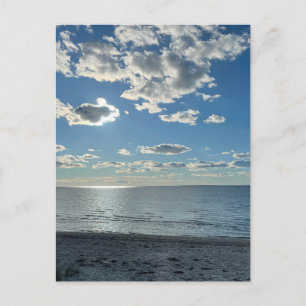 Bewolkte Blauwe Lucht Lege Strand  Briefkaart