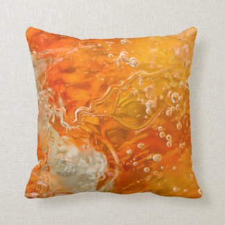 Bewustmakingsstraten - Oranje gouden belletjes Kussen