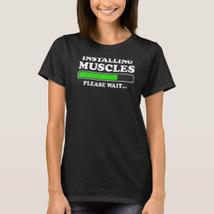 Bezig met installeren van spieren Bezig met laden T-shirt