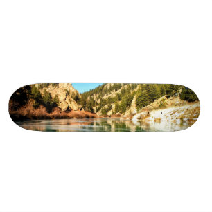 Bezinning in Eelfmile Canyon Skateboard