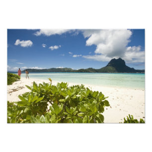 Bezoek aan klein picknickeiland in lagune bij Bora Foto Afdruk