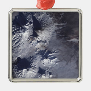 Bezymianny Volcano vertoont een bescheiden pluim Metalen Ornament