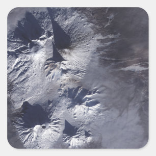 Bezymianny Volcano vertoont een bescheiden pluim Vierkante Sticker