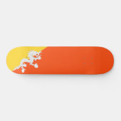 Bhutanese vlag (Bhutan) (Thunder Dragon) Skateboard (Horizontaal)