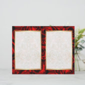 Bi-Fold Red Rose Floral Wedding Programme (Staand voorkant)