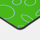 Bi-plan rouge sur les cercles et boucles verts (Coin)
