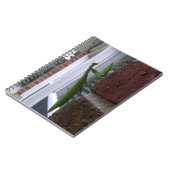 Bidden Mantis op bakstenen muur Notitieboek (Linkerzijde)