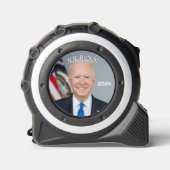 BIDEN 2024 AANGEPASTE FOTO ROLMAAT (Voorkant)