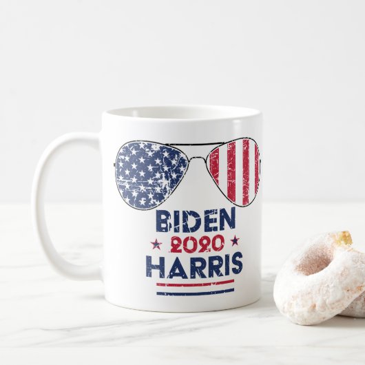 Biden Harris 2020 Aviator Sunbril American Flag Koffiemok (Met donut)