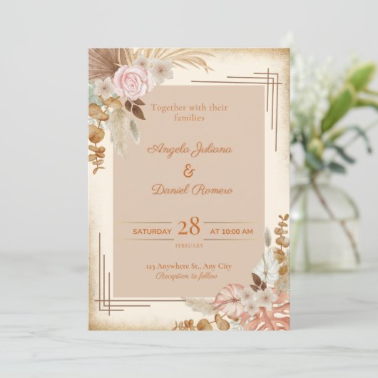 Biege Thema Bloem Bruiloft Uitnodiging Kaart (Staand voorkant)