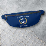 Bienvenue à bord Nom du bateau Ancre Gold Laurel S<br><div class="desc">Paquets de nourrice personnalisés avec une ancre nautique conçue sur mesure, des feuilles de laurier de style or et une étoile d'or avec "Welcome Aboard" et votre nom ou nom de bateau. Cette pochette de taille est en blanc et or sur bleu marine classique ou modifier le design et facilement...</div>