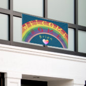 "Bienvenue à la maison", bannière Rainbow personna (Bâtiment extérieur)