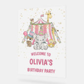 Bienvenue à l'anniversaire du cirque rose (Angle)