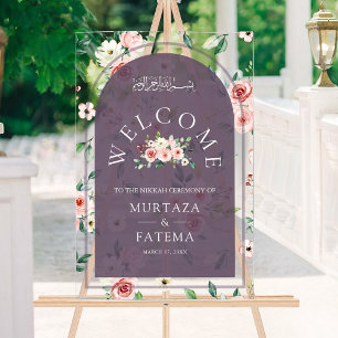 Bienvenue au mariage musulman sous l'arche violett
