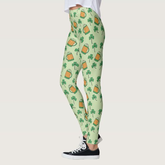 Bier en Shamrock Patroon St Patrick's Day Leggings (Links)