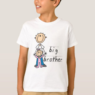 Big Brother avec des T-shirts et des cadeaux de la
