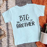 Big Brother | Famille de frères jumelés<br><div class="desc">Vêtements imprimés sur mesure personnalisés avec le graphique "Big Brother" dans les polices modernes tendance avec un design boho flèche. Parfait pour une photo de grossesse ou un cadeau pour les frères et soeurs plus âgés quand le nouveau bébé arrive! Utilisez les outils de conception pour modifier les couleurs ou...</div>