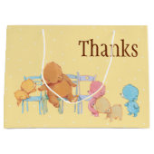 Big Brown Beer & Friends Share Four Chairs Large Cadeautasje (Voorkant)