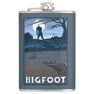 Big Foot loopt door Golf Course Heupfles