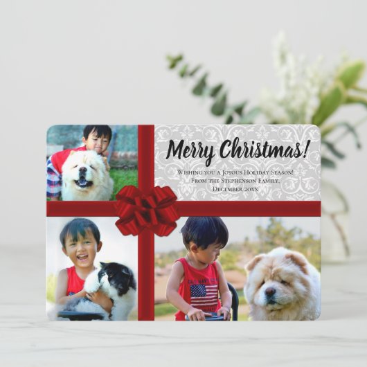 Big Red Bow Présente 3 Photo Carte de Noël (Debout devant)