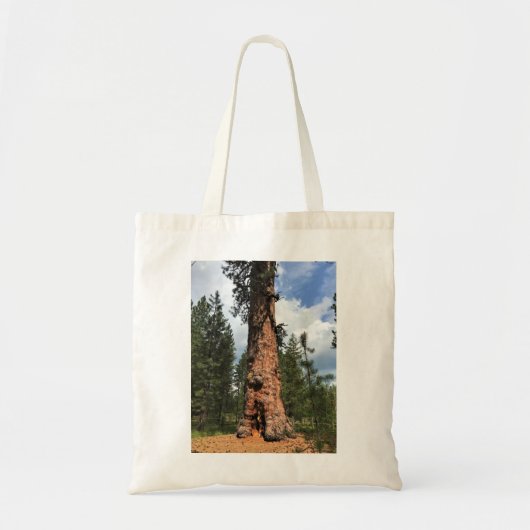 Big Red Tree, La Pine, Oregon Tote Bag (Voorkant)
