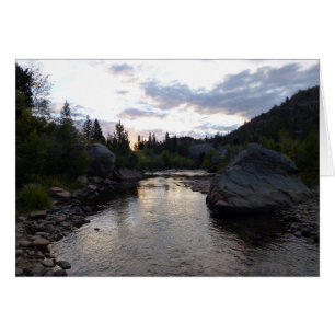 Big Thompson River op Sunrise