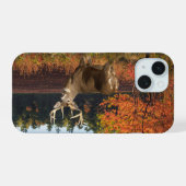Big Whitetail Buck slaat een pose iPhone 15 Hoesje (Achterkant horizontaal)