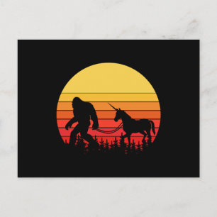 Bigfoot and Unicorn in one Retro Design Briefkaart