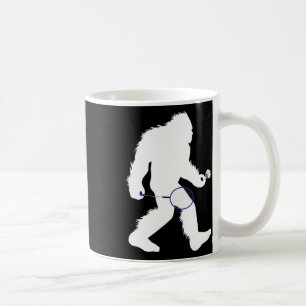 Bigfoot Badminton Player Sasquatch Shuttle Koffiemok