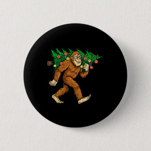 Bigfoot Carrier met kerstboom Sasquatch Believer Ronde Button 5,7 Cm