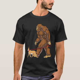 Bigfoot Dog Walk Chihuahua Mannen Women Sasquatch  T-shirt